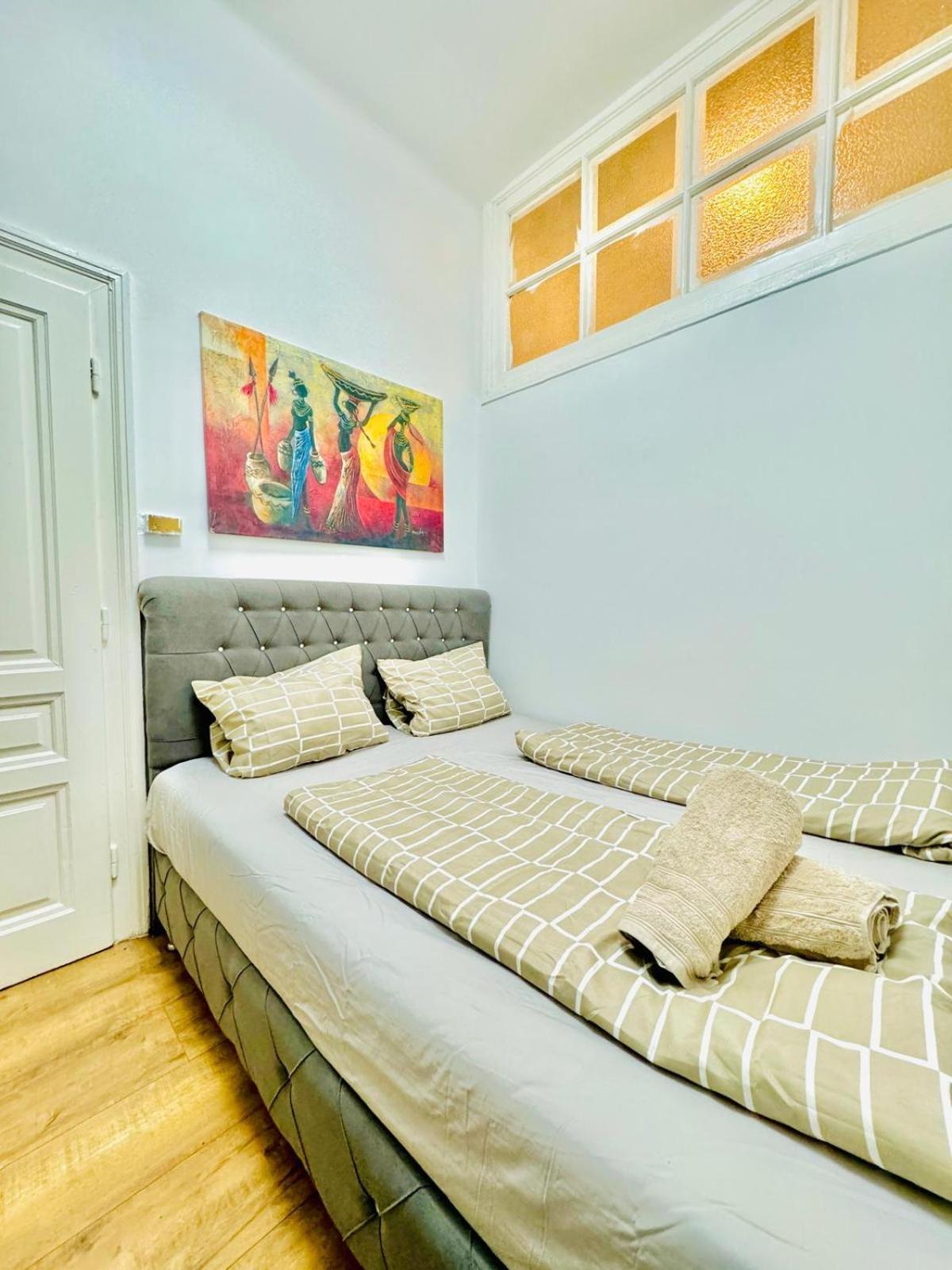 Cozy 9Br Shared Apartment, Only 12Min Walk To Augarten Wien Exteriör bild