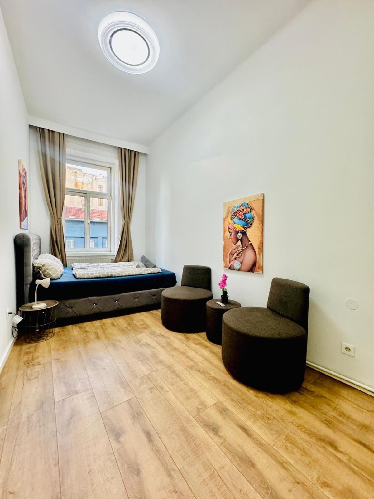 Cozy 9Br Shared Apartment, Only 12Min Walk To Augarten Wien Exteriör bild