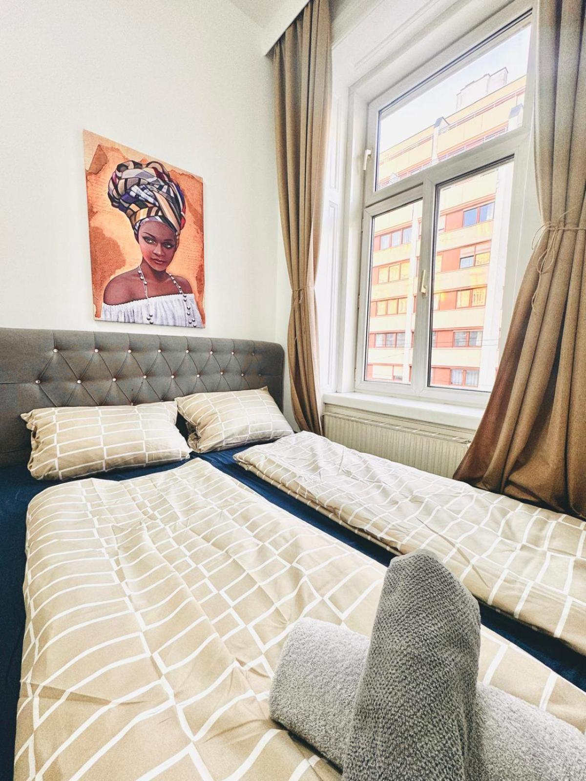 Cozy 9Br Shared Apartment, Only 12Min Walk To Augarten Wien Exteriör bild