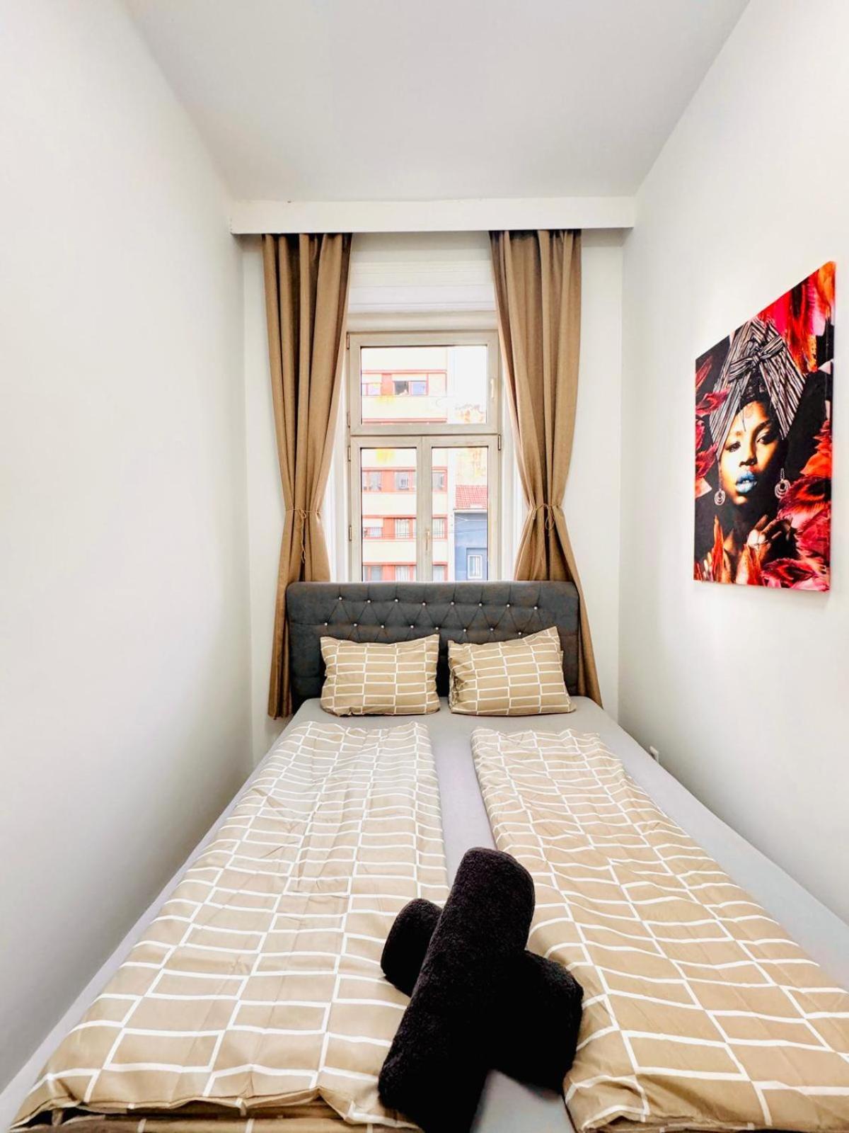 Cozy 9Br Shared Apartment, Only 12Min Walk To Augarten Wien Exteriör bild