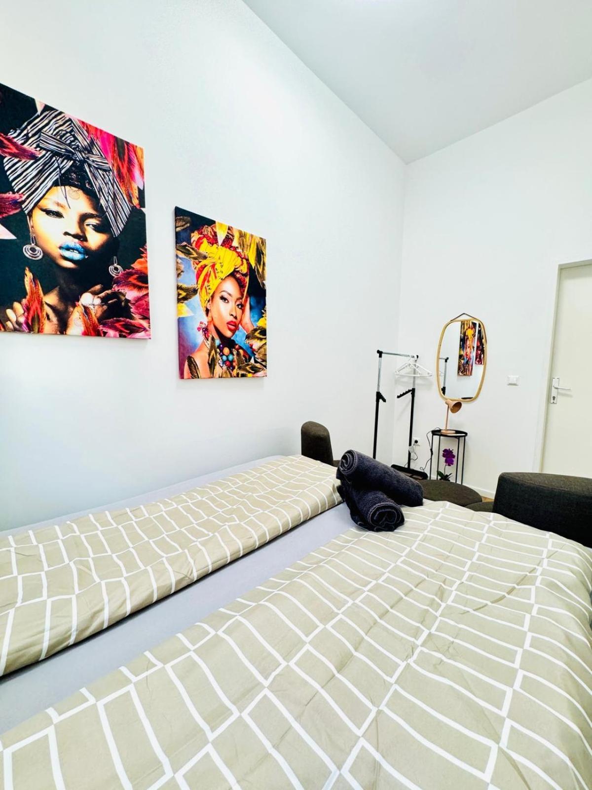 Cozy 9Br Shared Apartment, Only 12Min Walk To Augarten Wien Exteriör bild