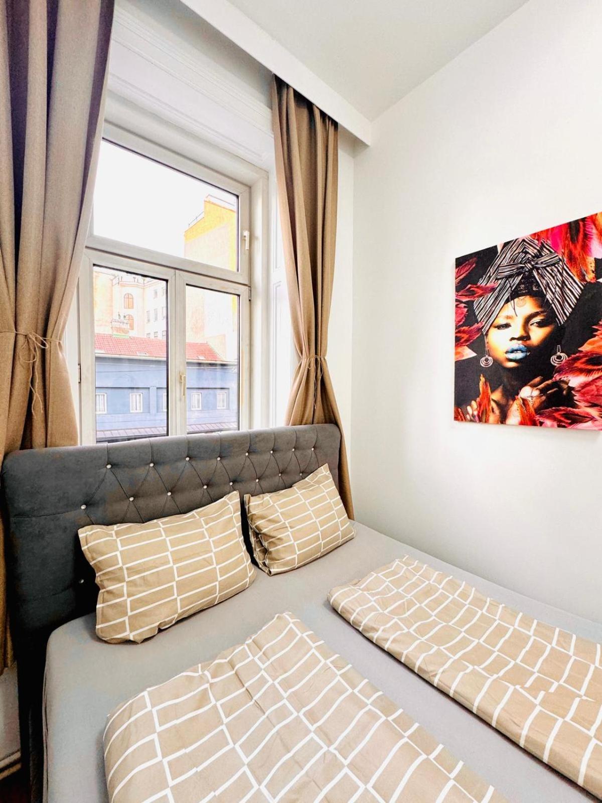Cozy 9Br Shared Apartment, Only 12Min Walk To Augarten Wien Exteriör bild