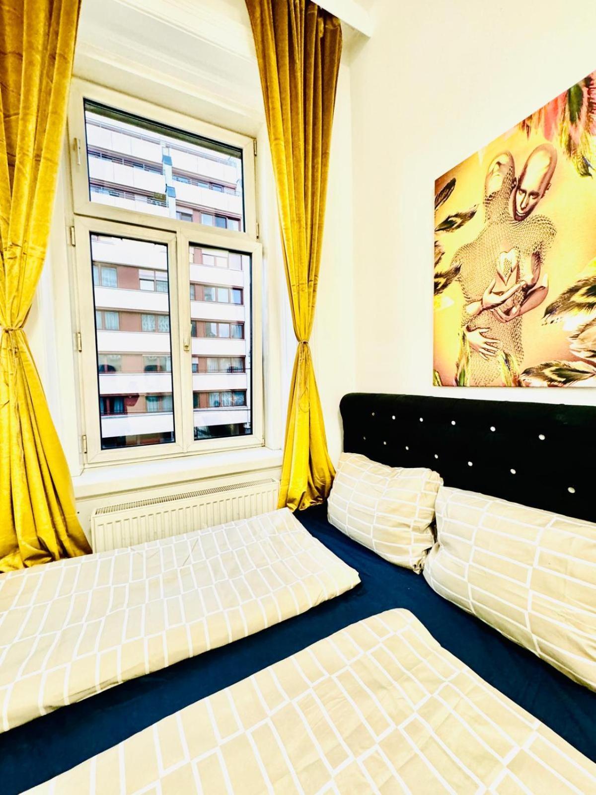 Cozy 9Br Shared Apartment, Only 12Min Walk To Augarten Wien Exteriör bild